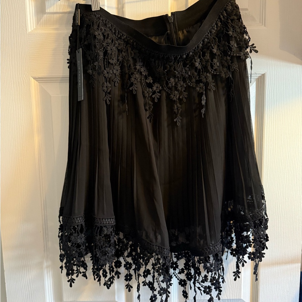 Elie Tahari Black A-Line Skirt with Floral Lace